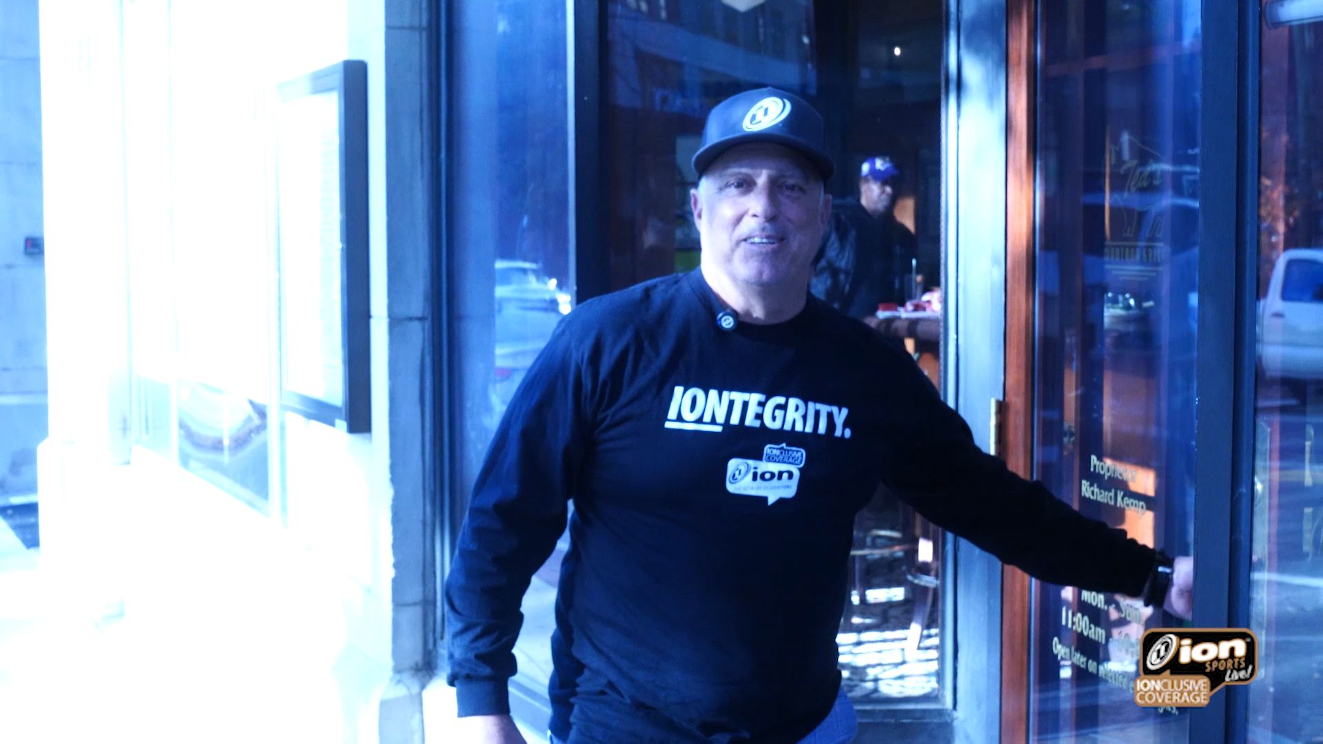 NBL on ION Dave Behar Drops in at Ted Turners in Atlanta to try the Huckleberry Margherita